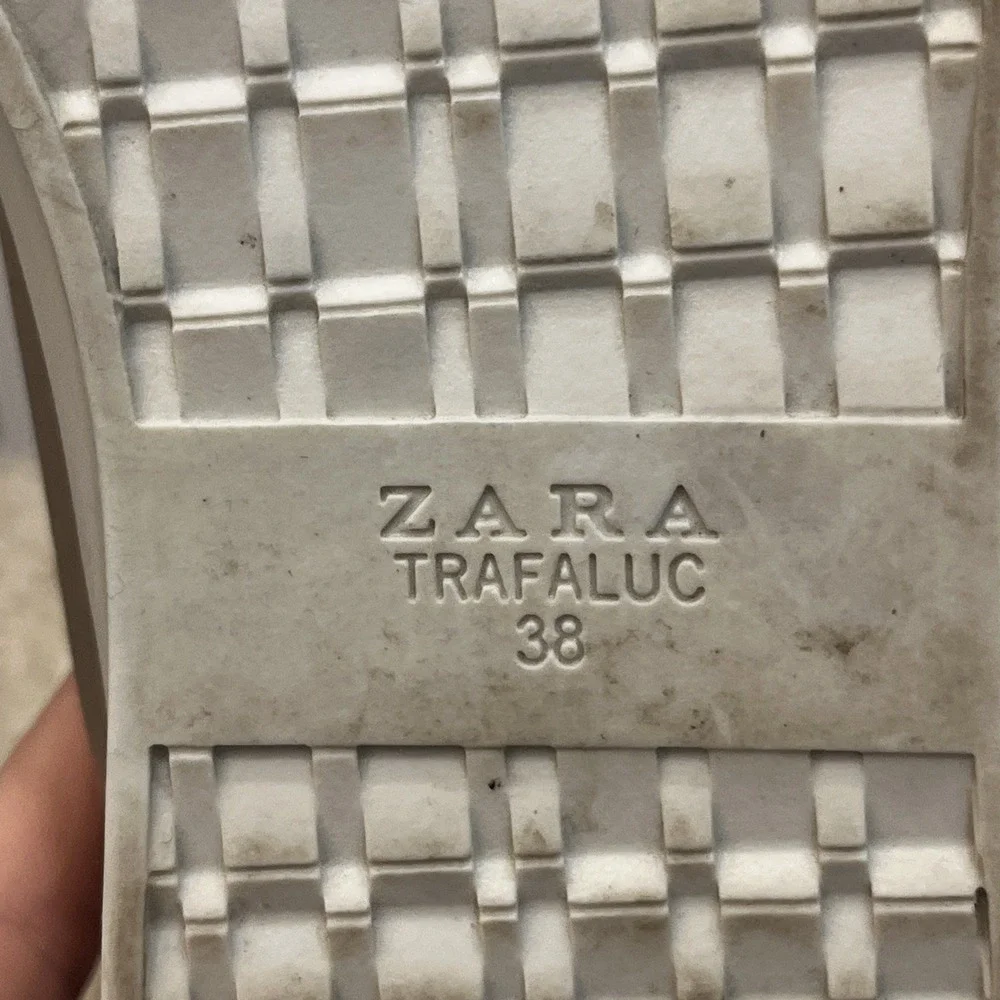 Zara Women's Satin Champagne‎ Platform Sneakers Fringe Size 38 US 7.5